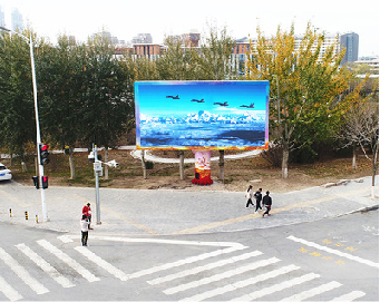 绥德户外大屏广告投放要点。